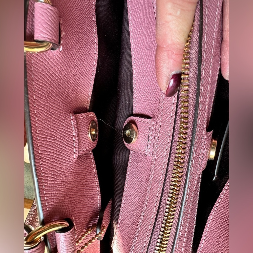 COACH SMALL LILLIE MAUVE PINK CARRYALL 91146 - Picture 16 of 17